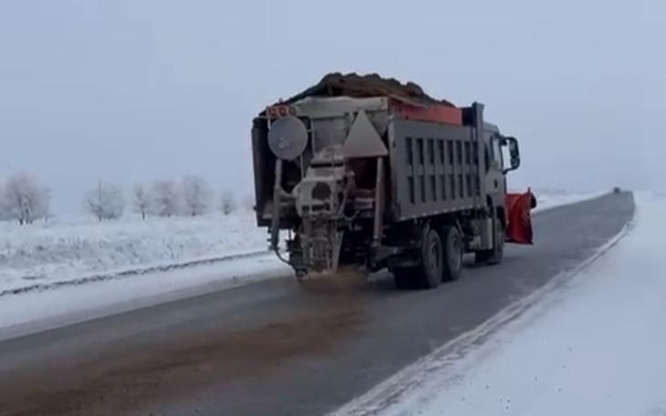 júk tasý júk tasý