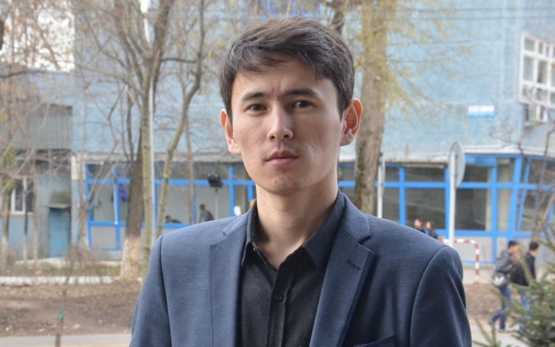 Ashat Qasenǵalı Ashat Qasenǵalı