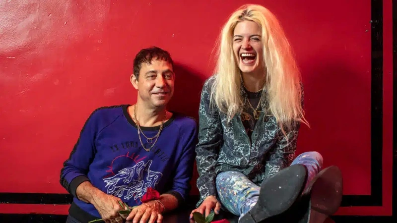 英美双人摇滚乐队The Kills8月亮相阿拉木图音乐节