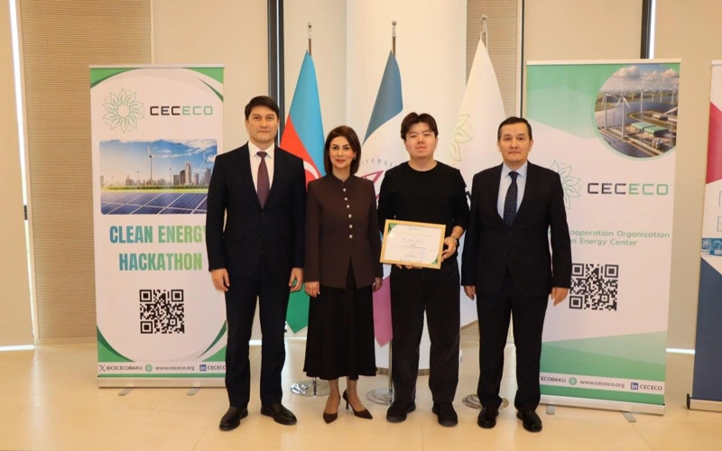 Kazahstanets voshel v troıký lıderov proekta v sfere zelenoı energetıkı v Azerbaıdjane