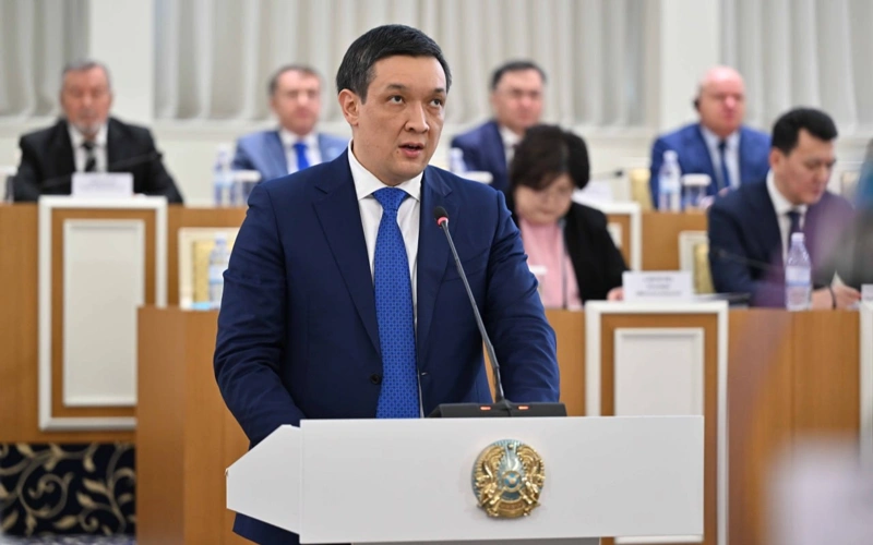 Prezıdenttiń quqyqtyq máseleler jónindegi kómekshisi Erjan Jıenbaev