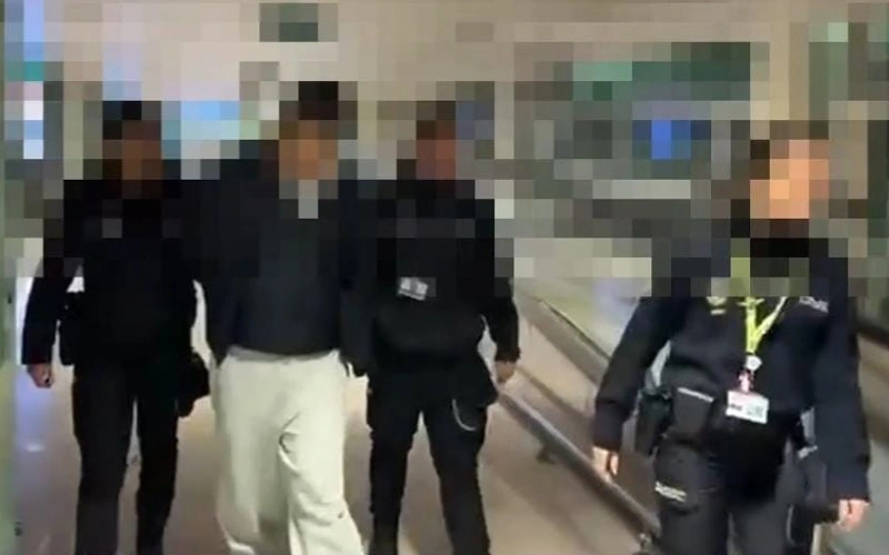 Подозреваемый в злоупотреблении должностными полномочиями и служебном подлоге экстрадирован из Испании