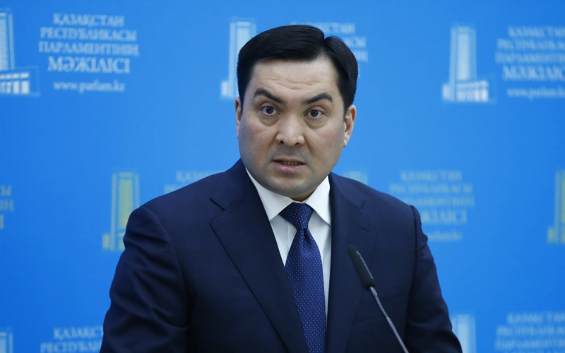 Министр энергетики РК Ерлан Аккенженов
