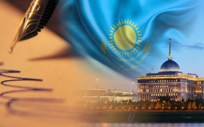 Caspian Post: Qazaqstan 2026 jyly saıası júıesin nege qaıta quryp jatyr?