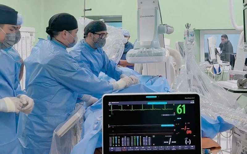 Almaty doctors replace heart valves without general anesthesia on elderly patients