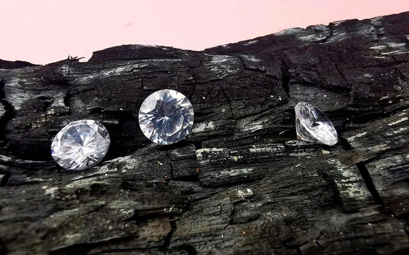 Japan weighs diamond production investment in U.S.