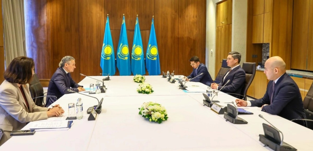 Prime Minister meets heads of foreign companies  qazinform.com