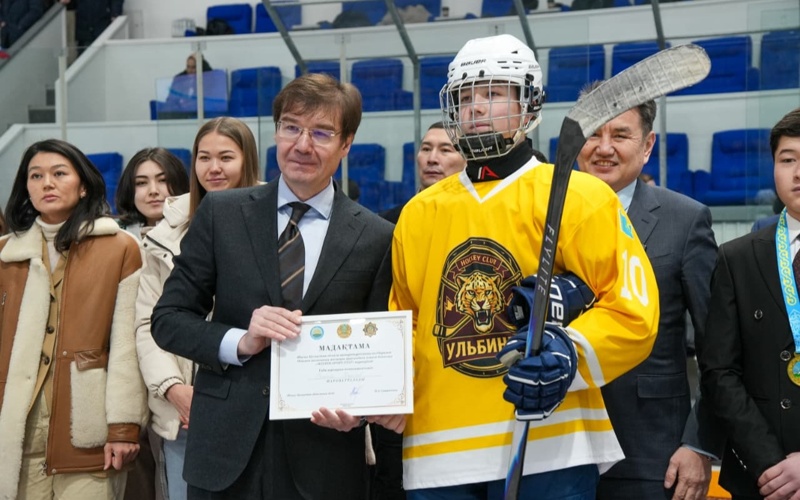 Молодежный турнир по хоккею с шайбой &laquo;Зимний спорт-фест&raquo; прошел в Усть-Каменогорске