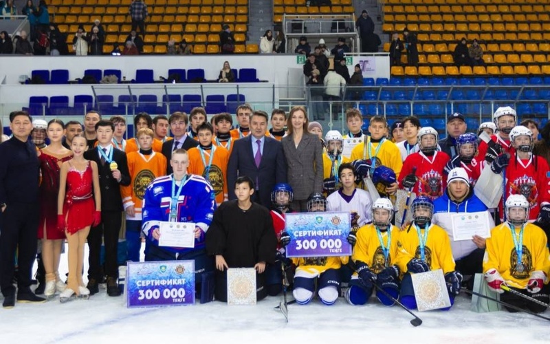 Молодежный турнир по хоккею с шайбой &laquo;Зимний спорт-фест&raquo; прошел в Усть-Каменогорске