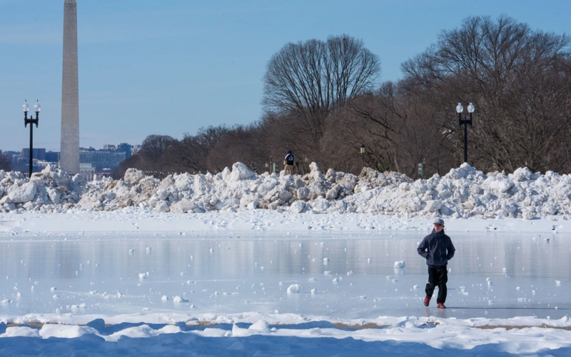 Winter storm death toll in United States reaches 90