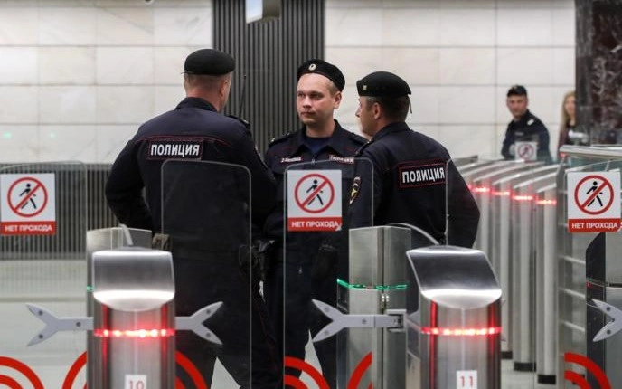 Смартфоны пассажиров будут проверять в метро Москвы