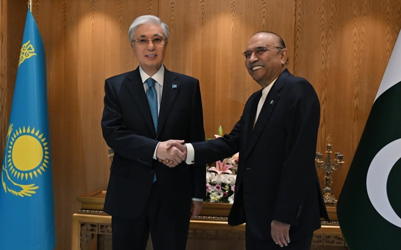 Мемлекет басшысы Пәкістан Президенті Асиф Али Зардаримен келіссөз жүргізді 