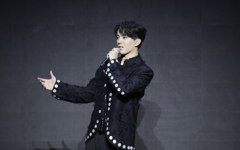 Димаш Кудайберген представил премьеру международного проекта в&nbsp;Алматы