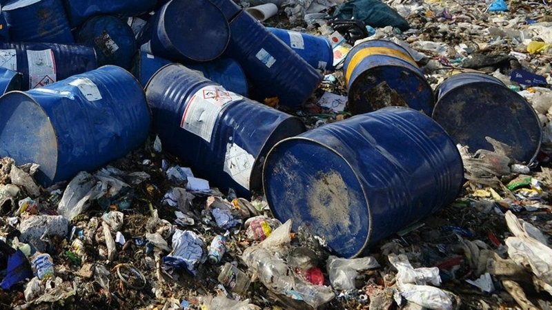 Jambyl oblysynda qaýipti qaldyqtarǵa qatysty zań buzý anyqtaldy