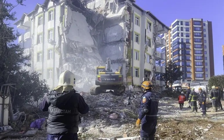 Земля, которая заговорила: турецкое землетрясение как физический прецедент XXI века