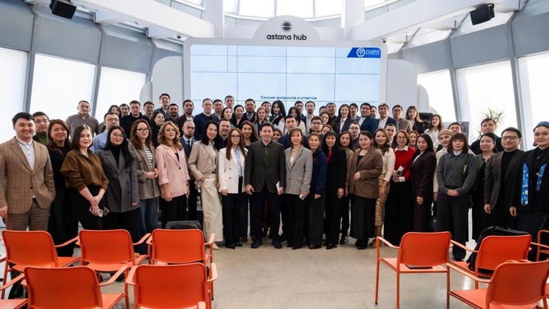 ИИ как элемент управления: в Школе аналитики обсудили цифровую трансформацию госполитики