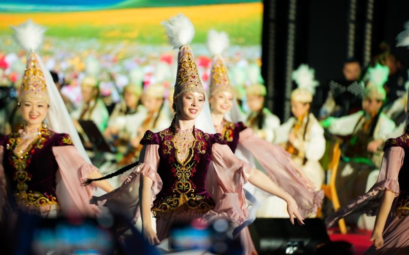 Казахстанская культура вызвала живой интерес в Катаре