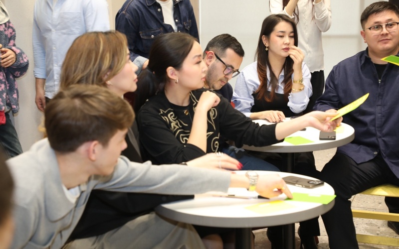 Алматинская молодежь поддержала проект новой Конституции