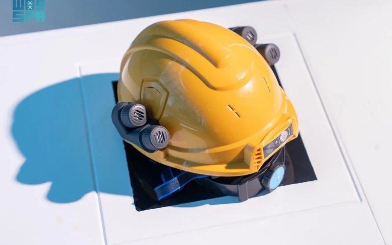 Civil Defense Showcases Smart Helmet at World Defense Show 2026