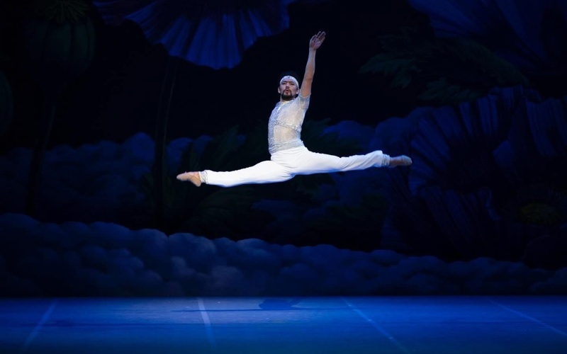 World ballet star Bakhtiyar Adamzhan triumphs at Teatro dell&rsquo;Opera di Roma