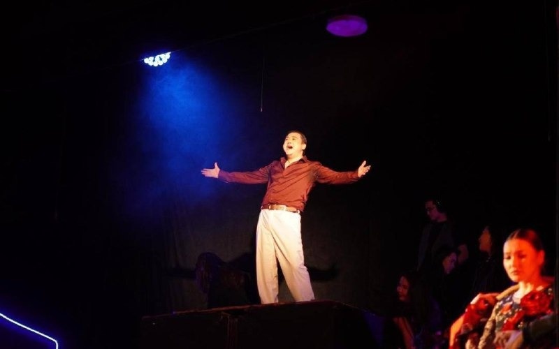 Астанада «Екі ғұмыр» спектаклі қойылды Астанада «Екі ғұмыр» спектаклі қойылды