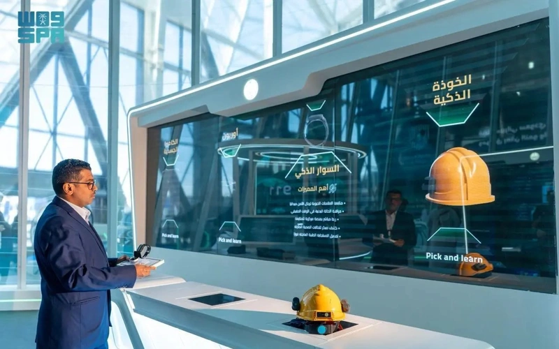 Civil Defense Showcases Smart Helmet at World Defense Show 2026