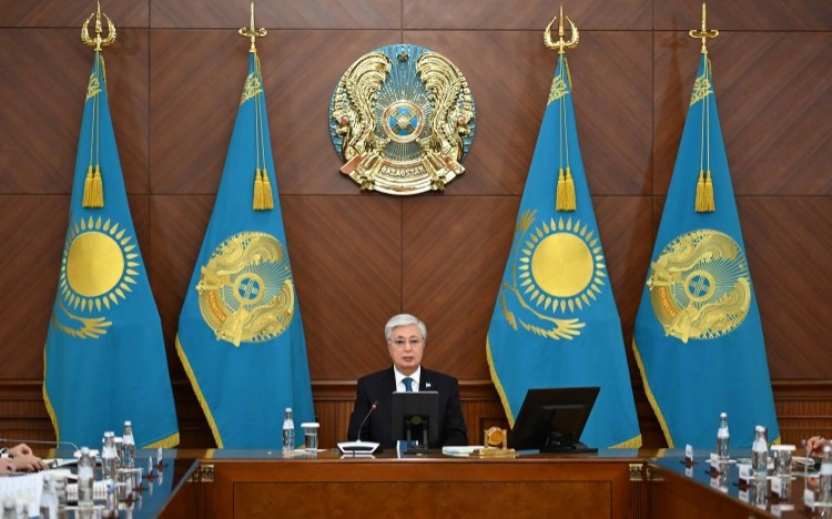 президент