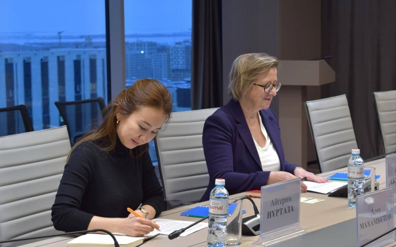 Qazaqstan men Ulybrıtanııa atom energııasyn beıbit maqsatta paıdalaný máselelerin talqylady Qazaqstan men Ulybrıtanııa atom energııasyn beıbit maqsatta paıdalaný máselelerin talqylady