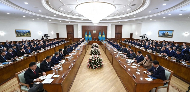 Extended meeting of Kazakh Government kicks off
