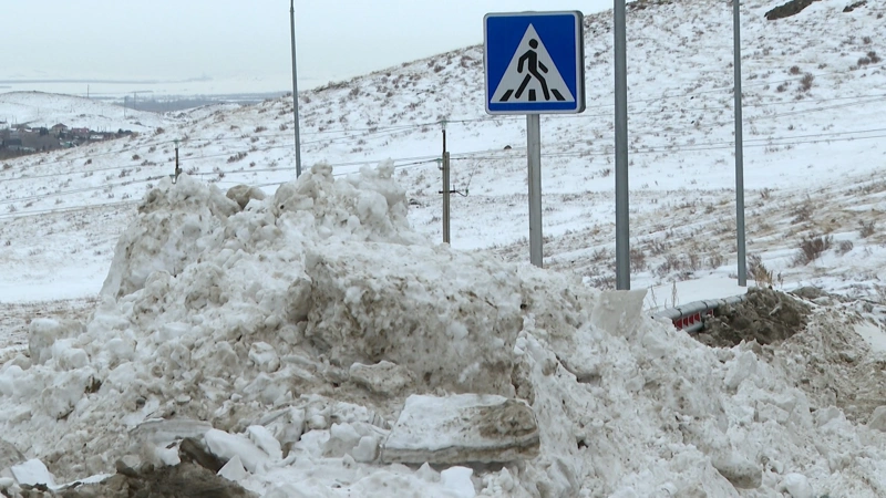 Непогода в марте: Еще в трех областях Казахстана закрыли дороги