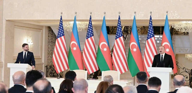 Ázerbaıjan men AQSh strategııalyq seriktestik týraly Hartııaǵa qol qoıdy