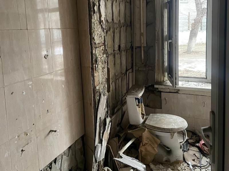 Алматыда 1908 жылғы ғимарат бұзылып жатыр