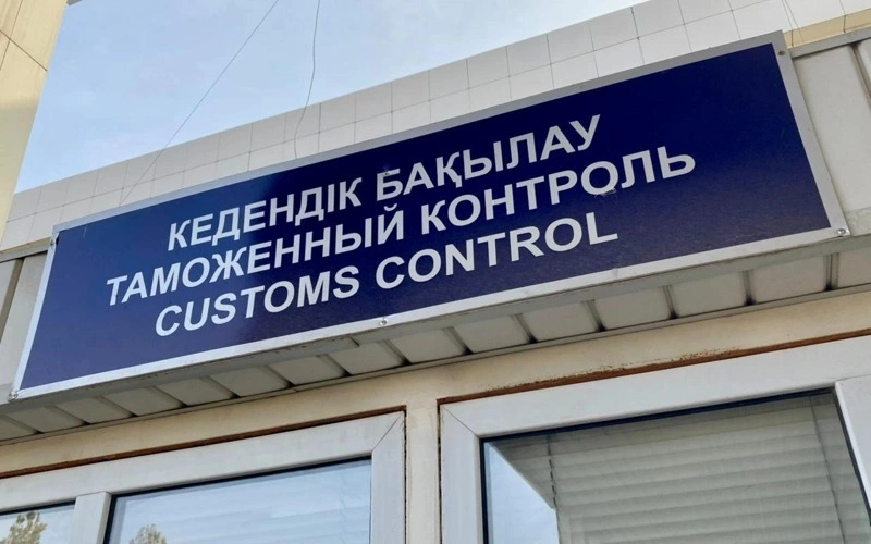 Казахстанцам могут продлить срок пребывания в Узбекистане на авто