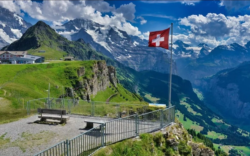 Швейцария
