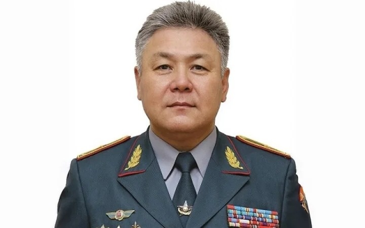 Бауржан Абжанов назначен начальником Национального университета обороны РК