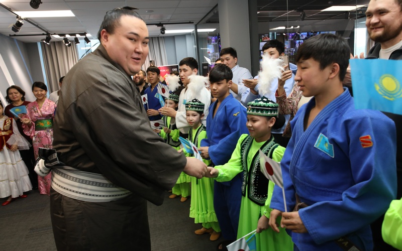 Титулованный сумоист Ерсин Балтагул заявил о планах открыть школу сумо в Казахстане Титулованный сумоист Ерсин Балтагул заявил о планах открыть школу сумо в Казахстане