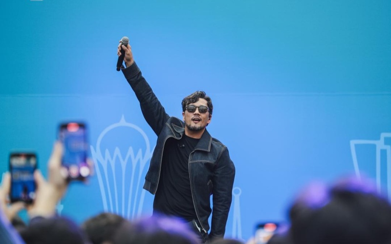 В Астане прошел концерт в поддержку референдума