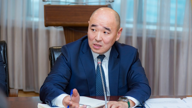 Salyq reformasy aıasynda qarjy quraldaryna qatysty daýly normalar talqylandy Salyq reformasy aıasynda qarjy quraldaryna qatysty daýly normalar talqylandy