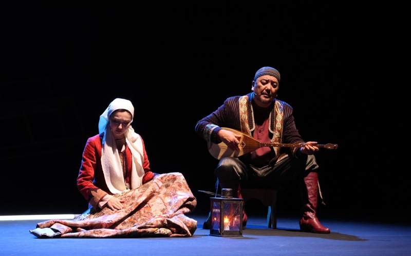 спектакль &laquo;Две женщины в Париже&raquo;