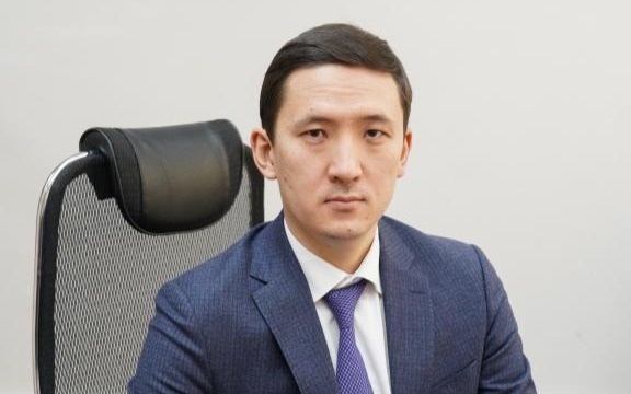 17 февраля. Календарь Казинформа «Дни рождения» АЛИБЕКОВ Олжас Адилович