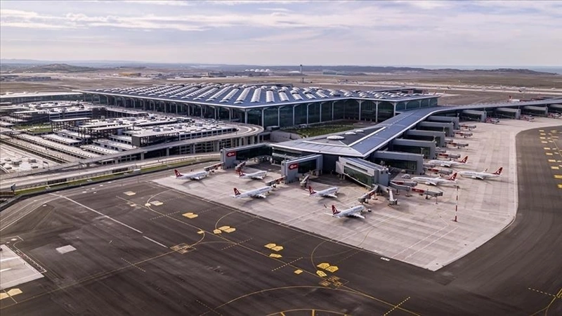 Istanbul Airport records nearly 1,500 flights on average per day in 2025, ranking 1st in Europe