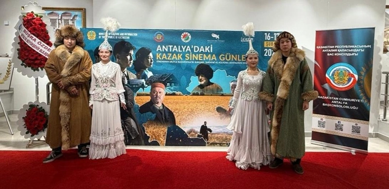 Antalııada Qazaq kınosynyń kúnderi ótti
