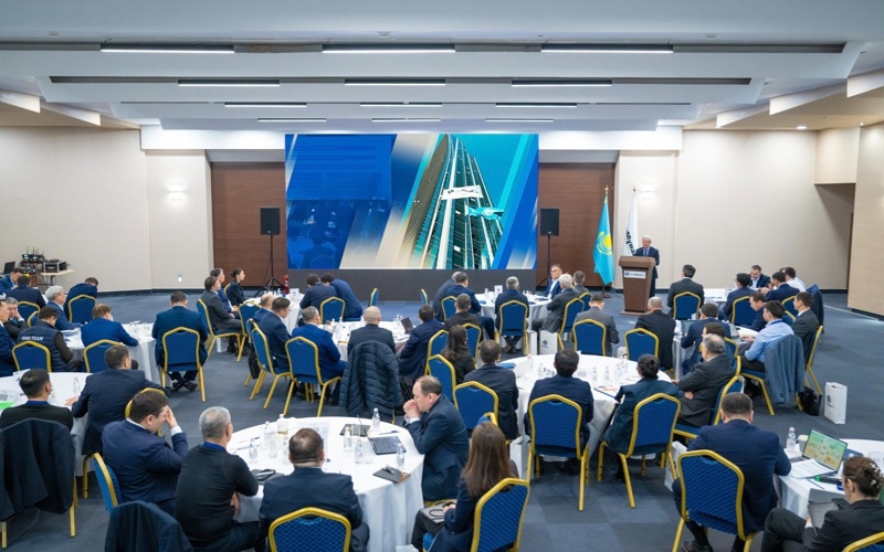 В КМГ обсудили проект новой Конституции п