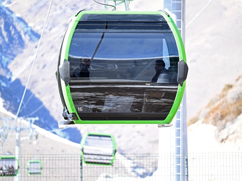 Первую канатную дорогу открыли в Кыргызстане