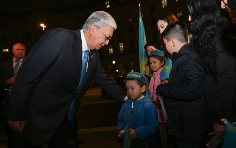 Президент Вашингтонда отандастарымызбен кездесті