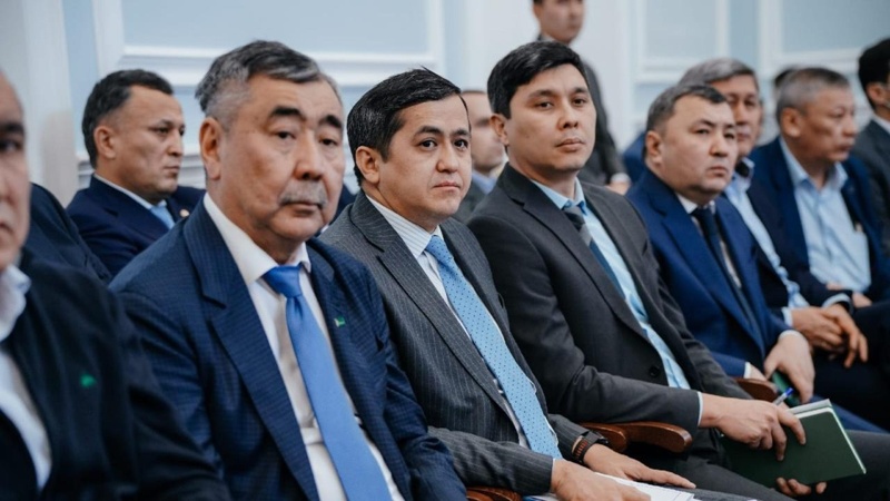 Серік Жұманғарин Батыс Қазақстан облысының кәсіпкерлерімен кездесті