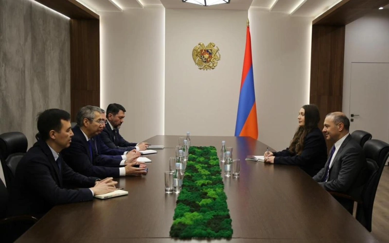 Kazakhstan, Armenia discuss strategic ties, international cooperation 