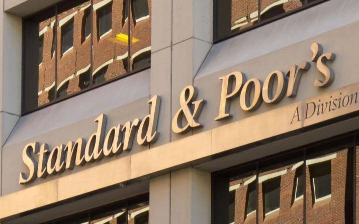 S&P Qazaqstannyń kredıttik reıtıngin rastap, boljamdy oń dep baǵalady