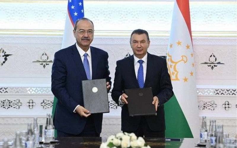 Uzbekistan and Tajikistan set USD 2 bln trade goal