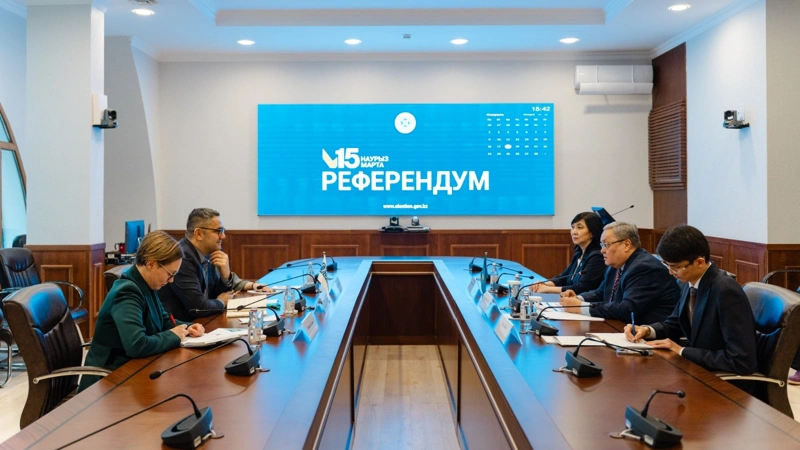 Орталық референдум комиссиясында ЕҚЫҰ ДИАҚБ өкілдерімен кездесу өтті